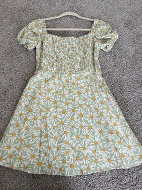 Green Daisy Print Sundress with Smocked Bodice
